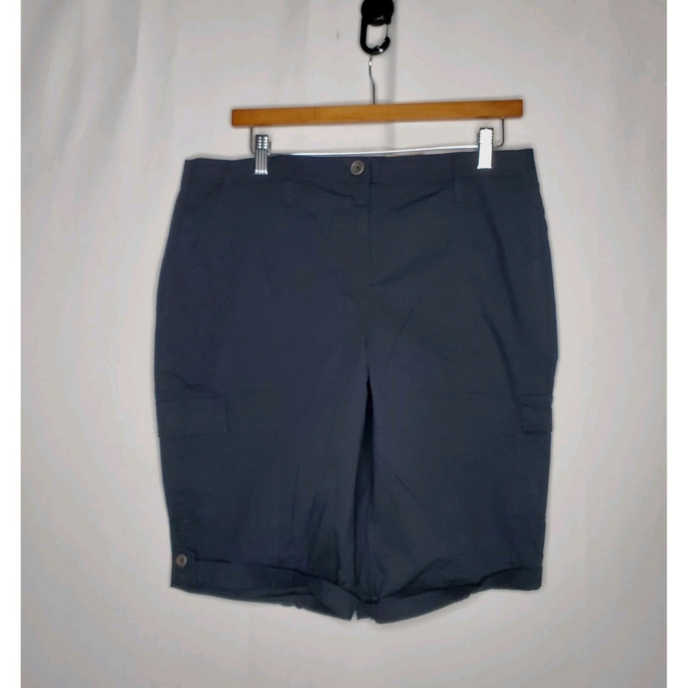 Chicos Cargo Shorts Medium Black Cotton Stretch Fatigues Roll Cuff Pocket